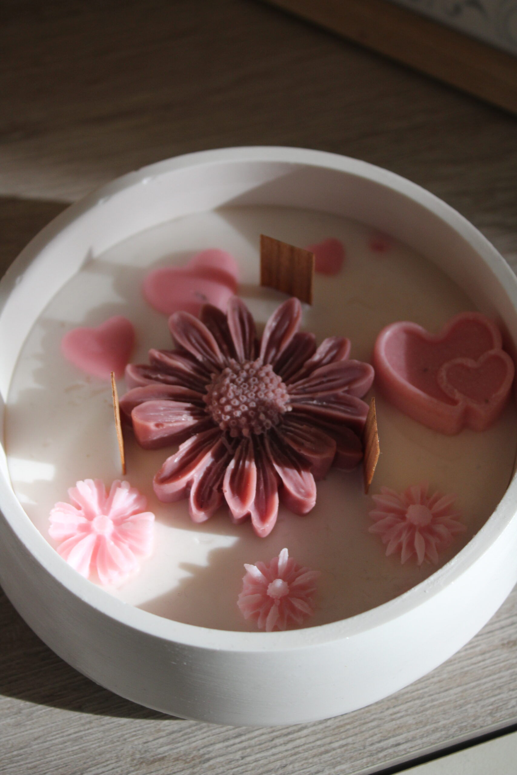 Lumanare Daisy in vas ceramic - imagine 4