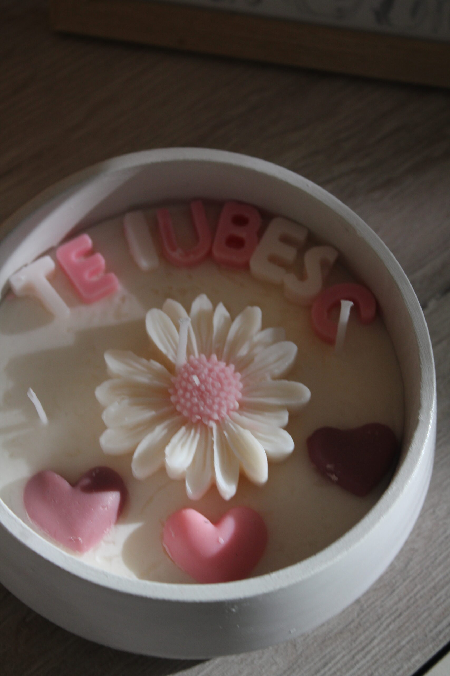 Lumanare 'Te iubesc' in vas ceramic - imagine 2