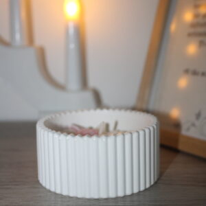 Margareta in bol mic ceramic fara capac