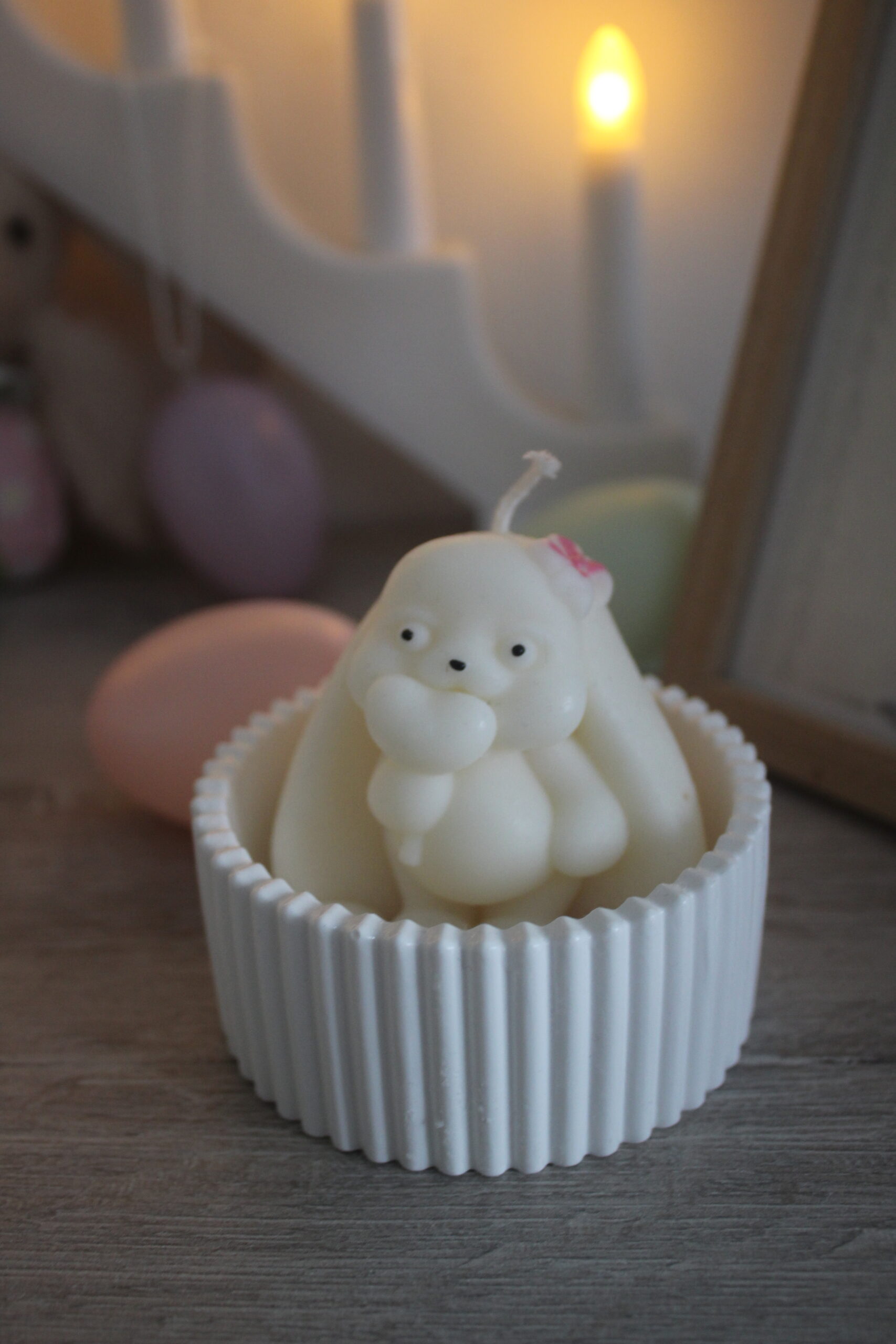 Daisy in recipient ceramic - imagine 3