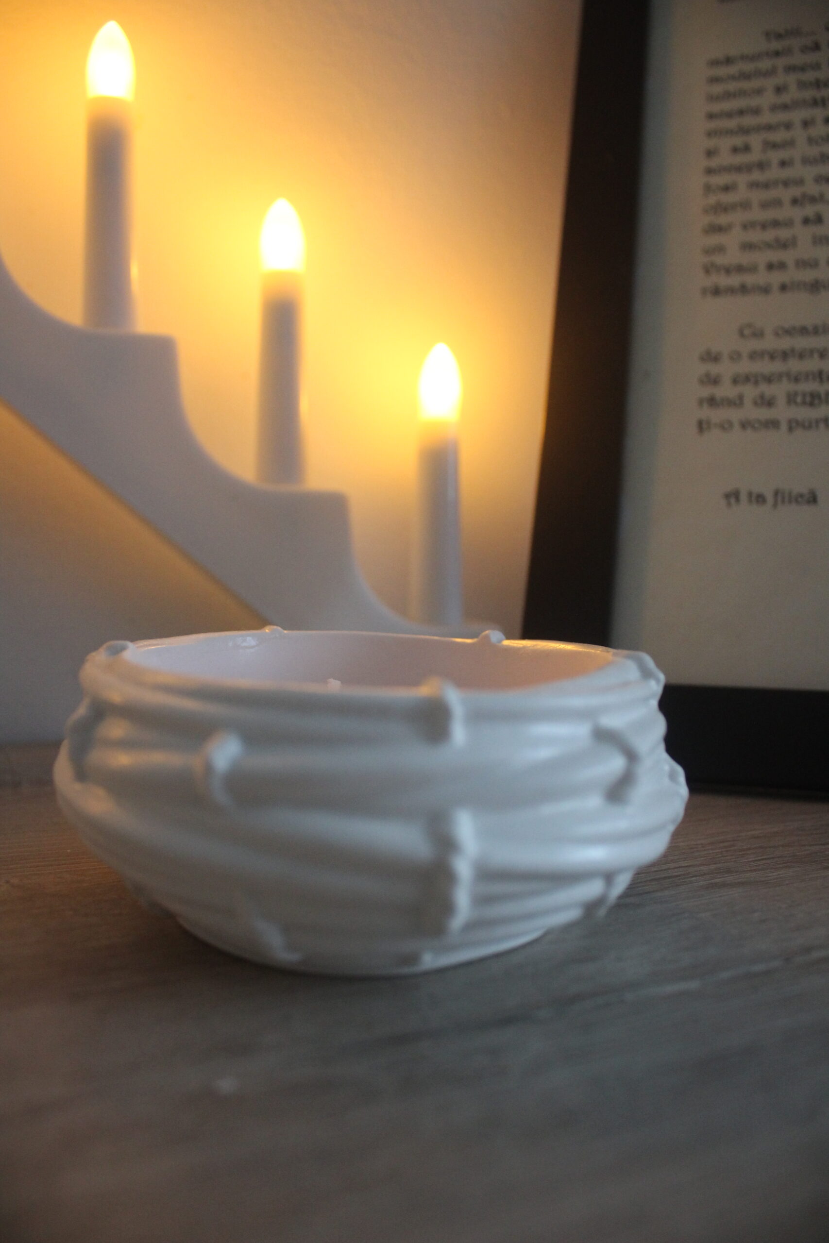 Floricele in cosulet din ceramica