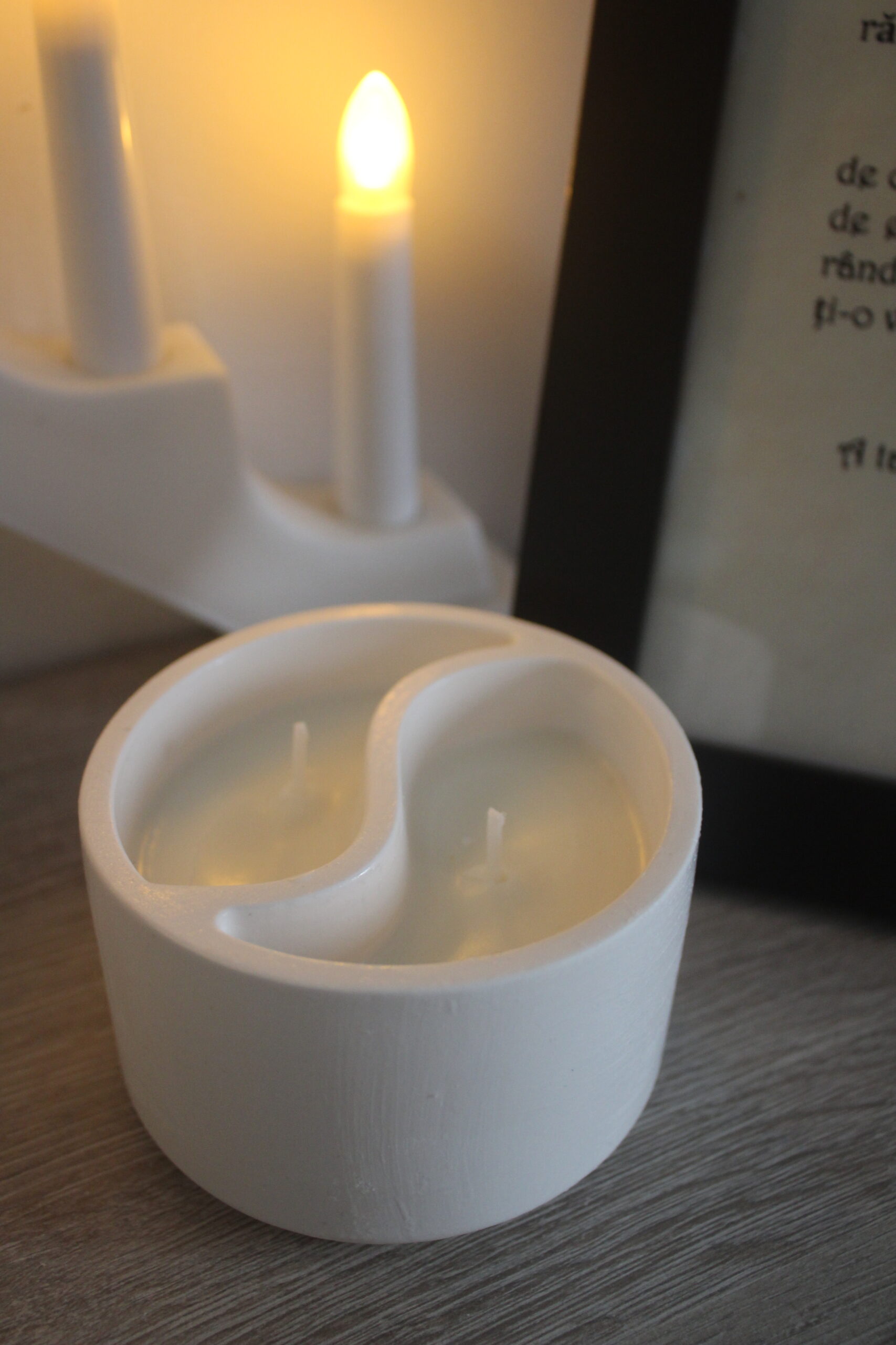 Lumanare DUO in recipient ceramic - imagine 2